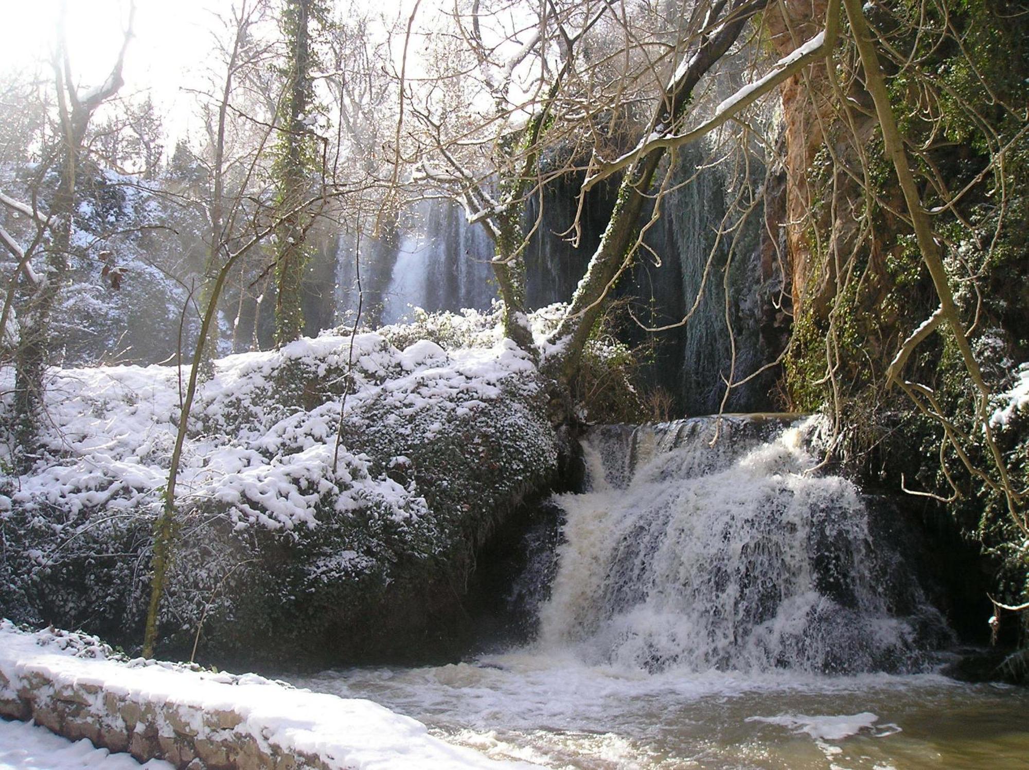 Casa Rural Ruta del Agua Munébrega Esterno foto